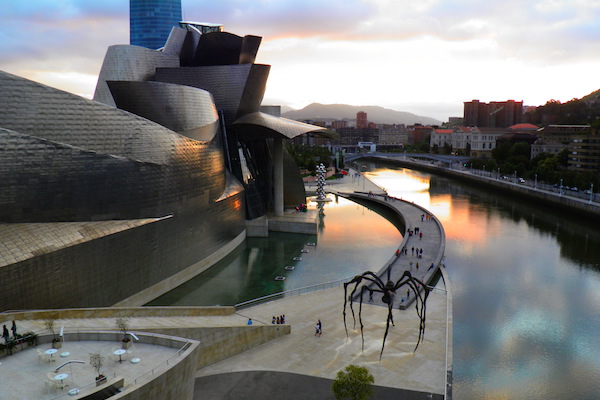 Bilbao es una excelente opción para una excursión de un día durante sus 7 días en San Sebastián.