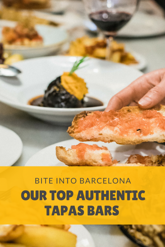 ¡Disfruta de algunos de los mejores y más auténticos bares de tapas de Barcelona con nuestra gran guía de algunos de tus favoritos! ¡Desde gemas de la vieja escuela hasta tapas de clase mundial! ¡Definitivamente hay algo para todos!