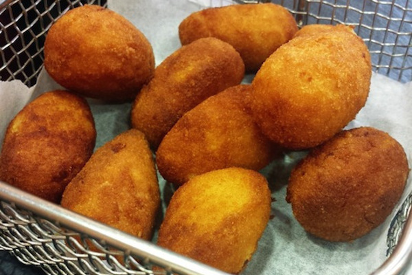 ¡Las croquetas son la opción de comida española perfecta para niños!