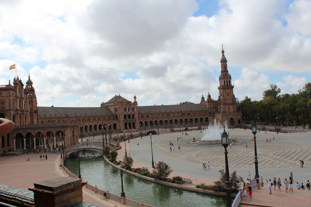 Plaza de España - 10 mejores cosas que hacer en Sevilla