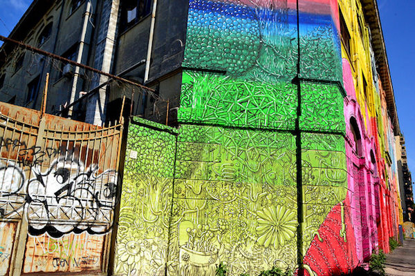 El colorido arte callejero en el área de Ostiense es uno de los mayores tesoros de Roma fuera de los caminos trillados.