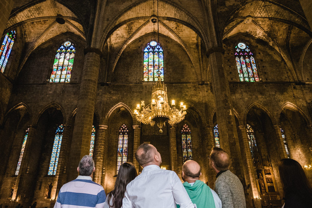 ¡Descubre algunos de los monumentos y lugares de interés más importantes de Barcelona en algunos de los increíbles recorridos históricos en Barcelona!