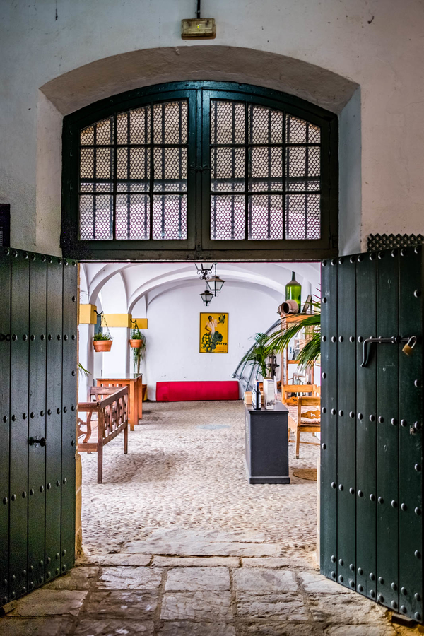 Tradición es una de las bodegas con más historia de Jerez.