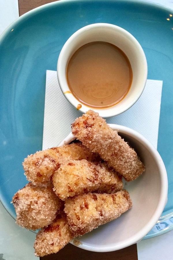 Si te preguntas dónde encontrar churros sin gluten en Lisboa, ¡los churros de tapioca de Dona Beija son tu mejor opción!