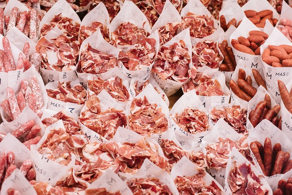 Si eres celíaco en Madrid, ¡lo importante es que aún puedes comer jamón ibérico!