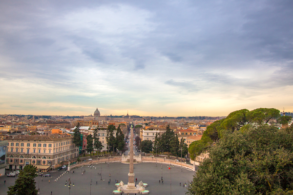 Pincio Hill es uno de nuestros parques favoritos en Roma con una gran vista.