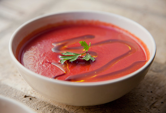 Salmorejo (puré de tomate español refrigerado)