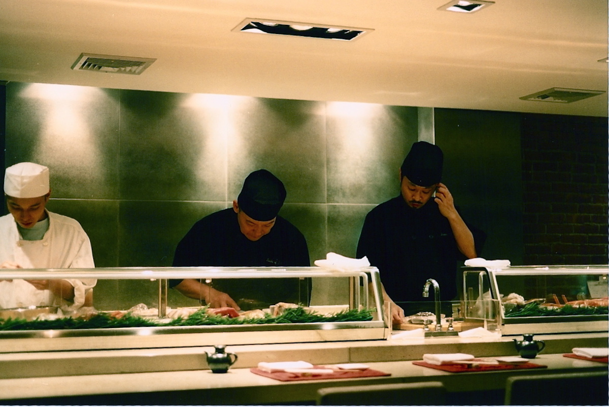 preparación de sushi