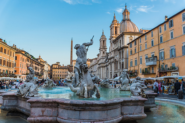 Uno de nuestros restaurantes vegetarianos favoritos en Roma, Mater Terrae, está justo al lado de Piazza Navona.